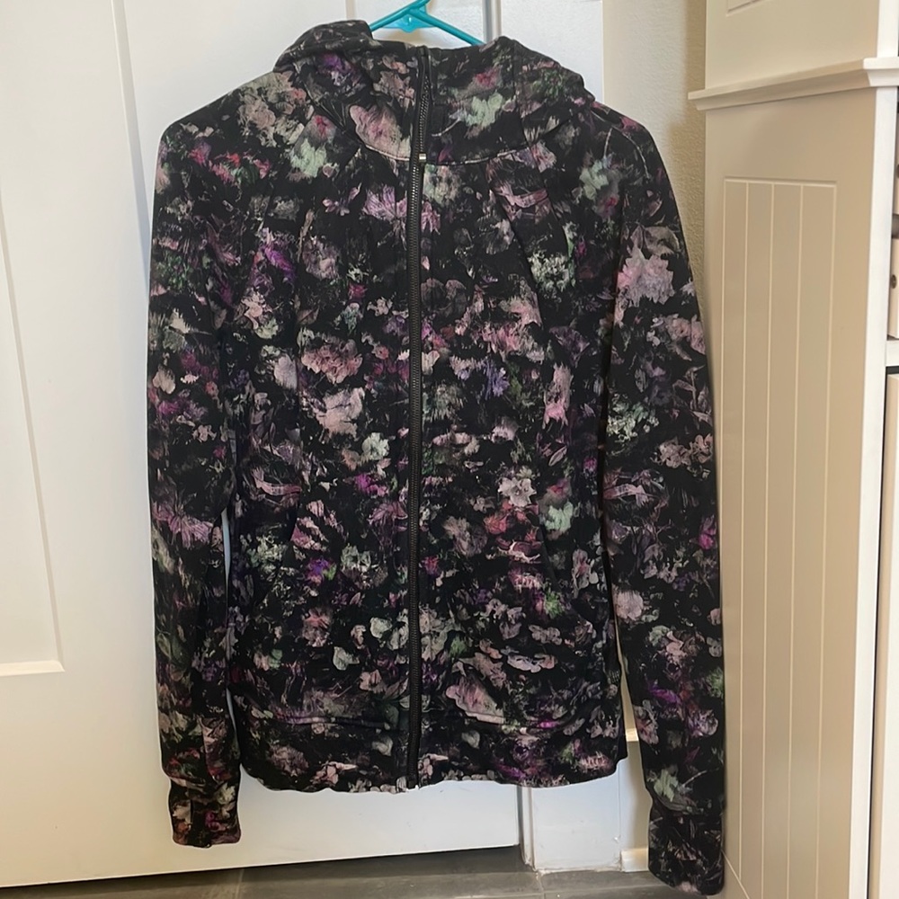EUC lululemon scuba hoodie